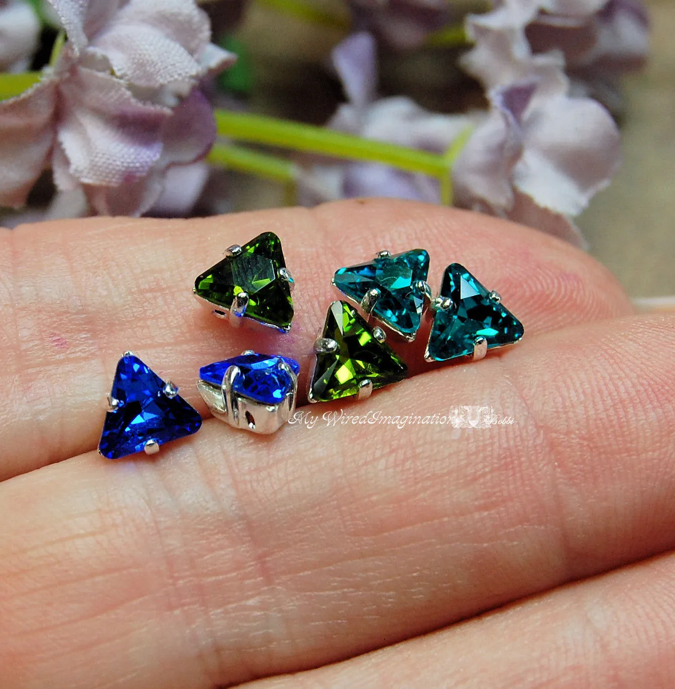 Vintage 6mm Swarovski Triangle Art 4722 2pcs  Sapphire,Olivine, Blue Zircon or Tanzanite with Setting