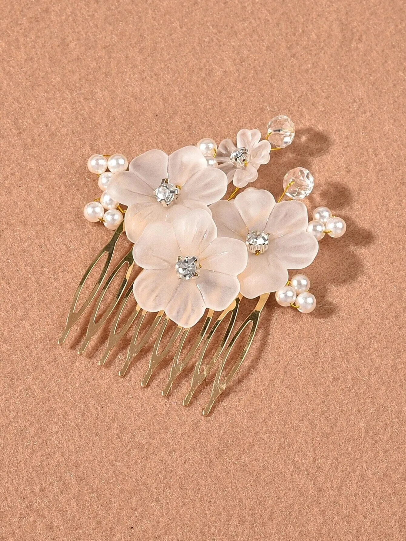 White Flower 2 PC Hair Comb Set, Wedding Floral Pearl Hairpiece 2 PC Set, Bridal White Floral Small Hair Comb Set