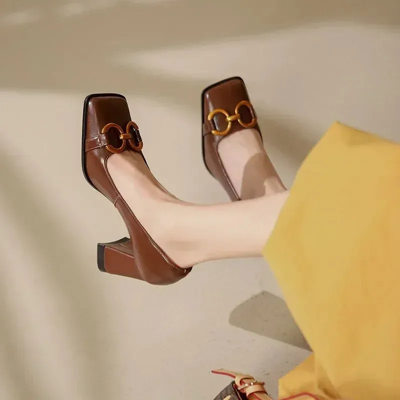 Women Retro Leather Platform Pumps